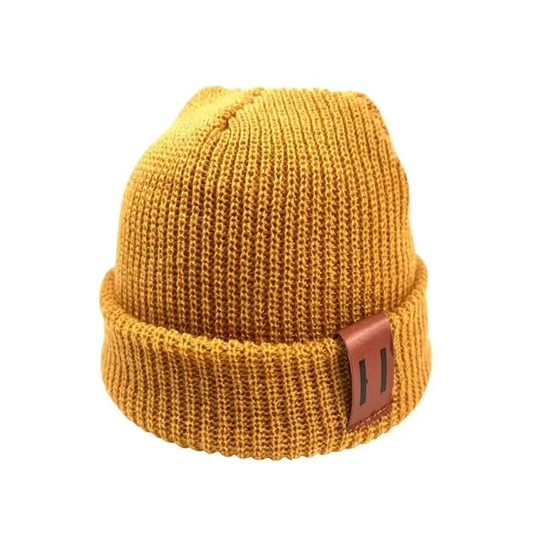 Детская вязаная шапка унисекс