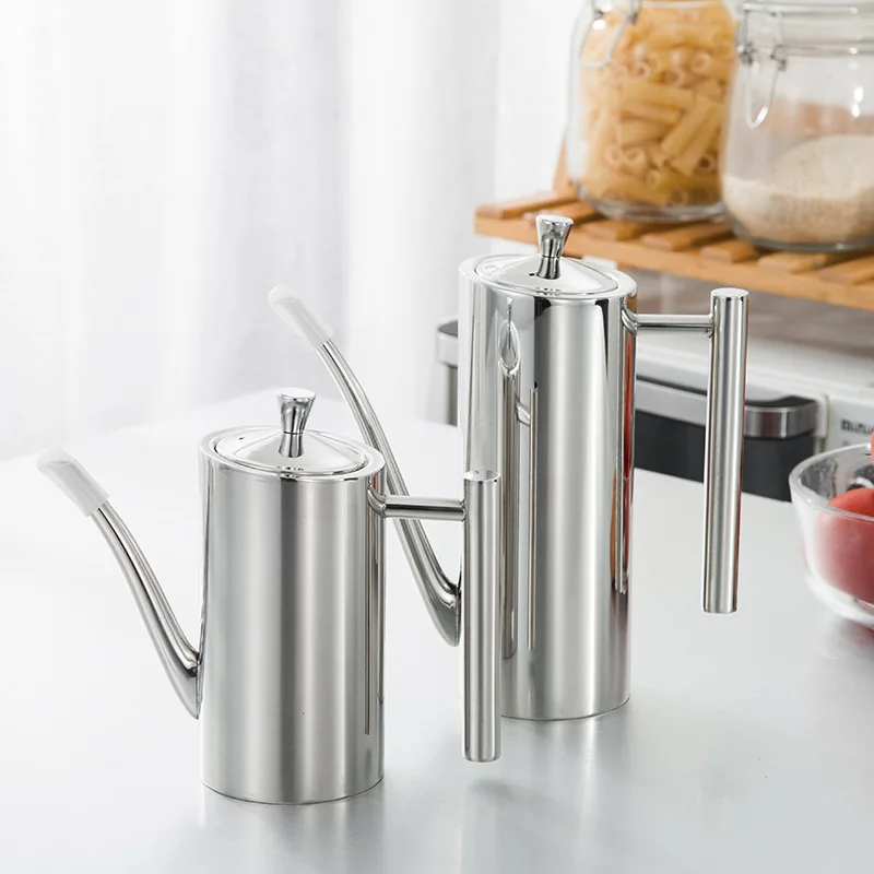 Typical Design Style olive oil pot bottle multifunction stainless steel 1500ml Leak Proof Oil Kettle for Home Kitchen Use