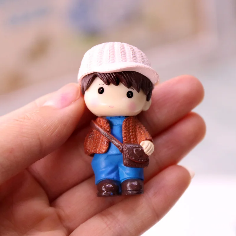Girl+ Boy Kawaii Sweater Couple Anime People Lovely Doll Love Action Figures Cake & Home Decoration Fairy Garden Figurines