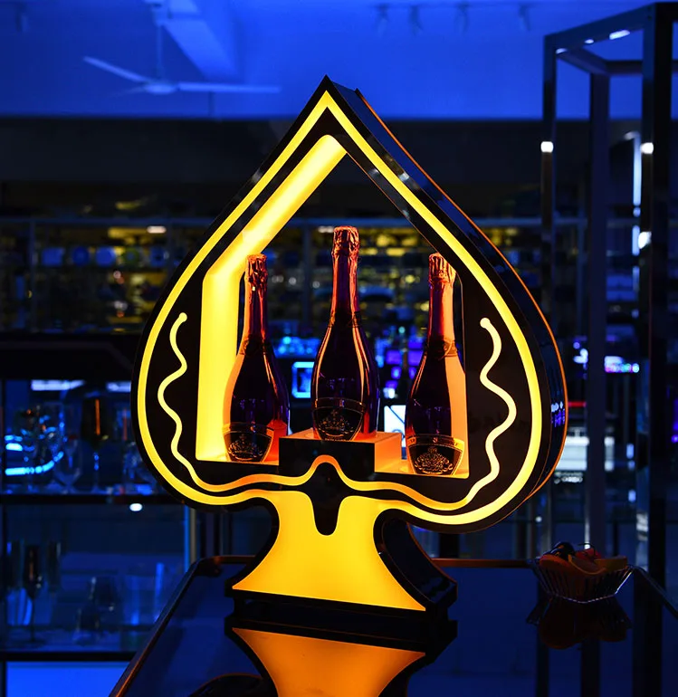 Custom logo 3 bottles Ace of Spade Bottle Presenter