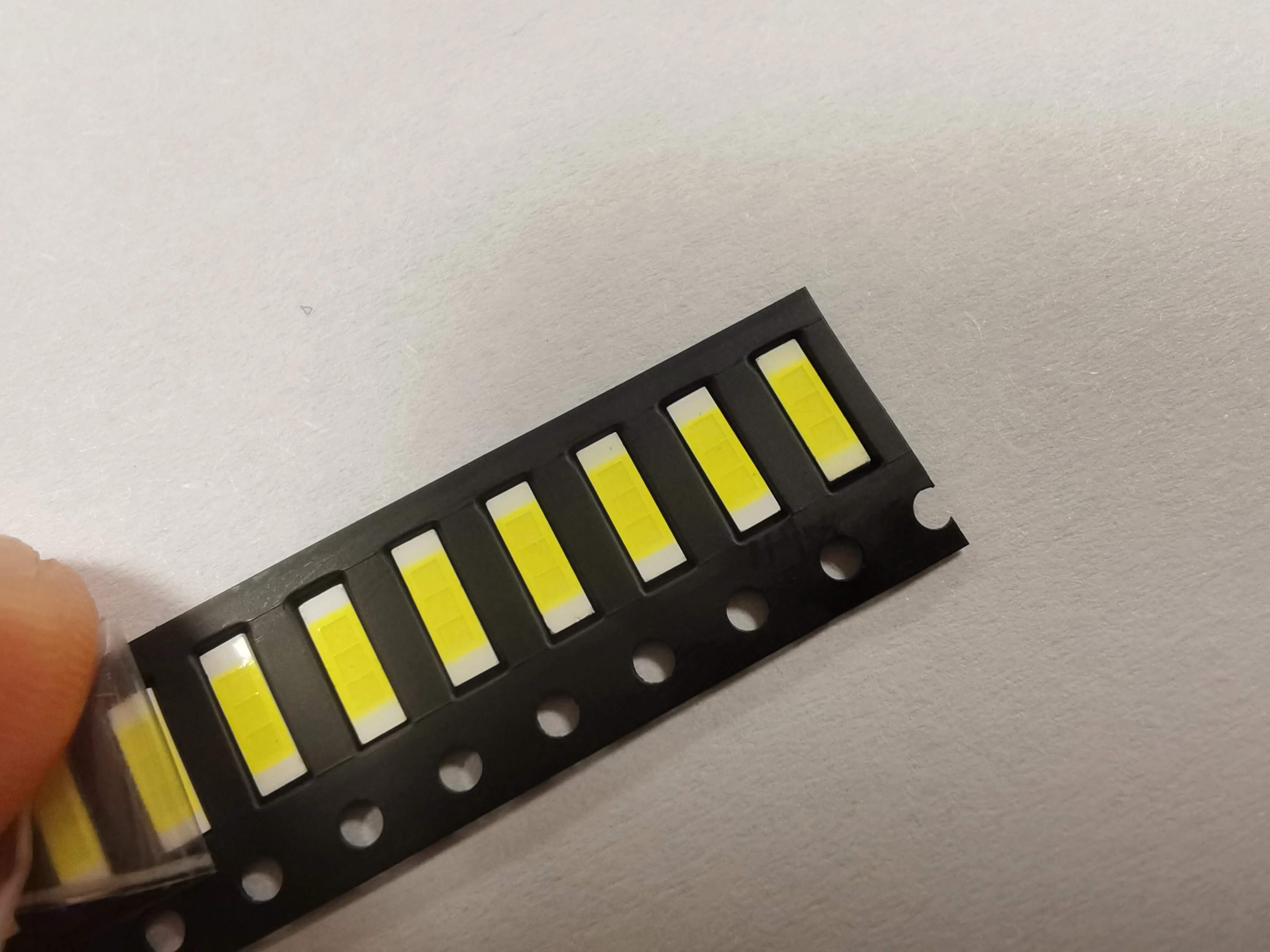 High energy CSP 1860 SMD LED 10W 15W 6500K 10000K 1860 LED chip 9V 10V White headlight for motor vehicle use