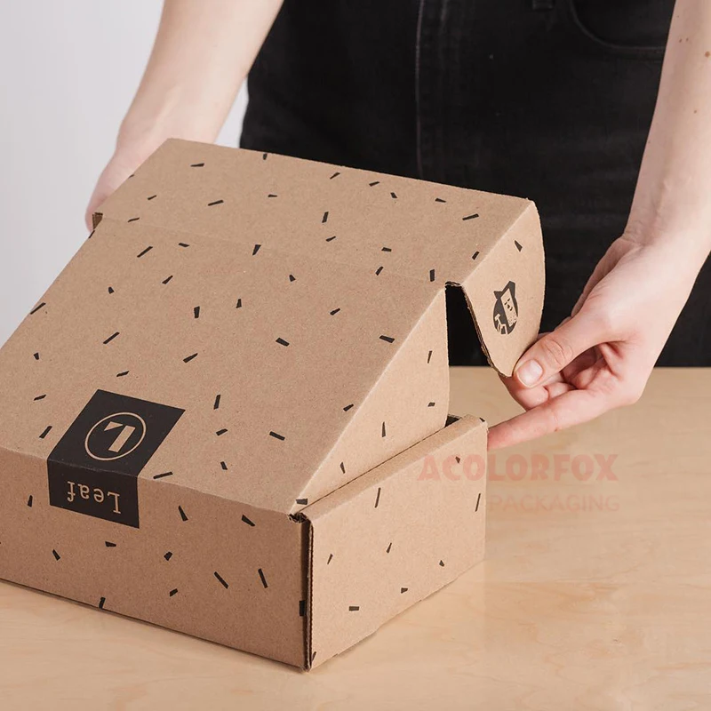 Custom Black Pattern Printed Kraft Paper Mailer Box For Consumer Electronics Packaging Shipping