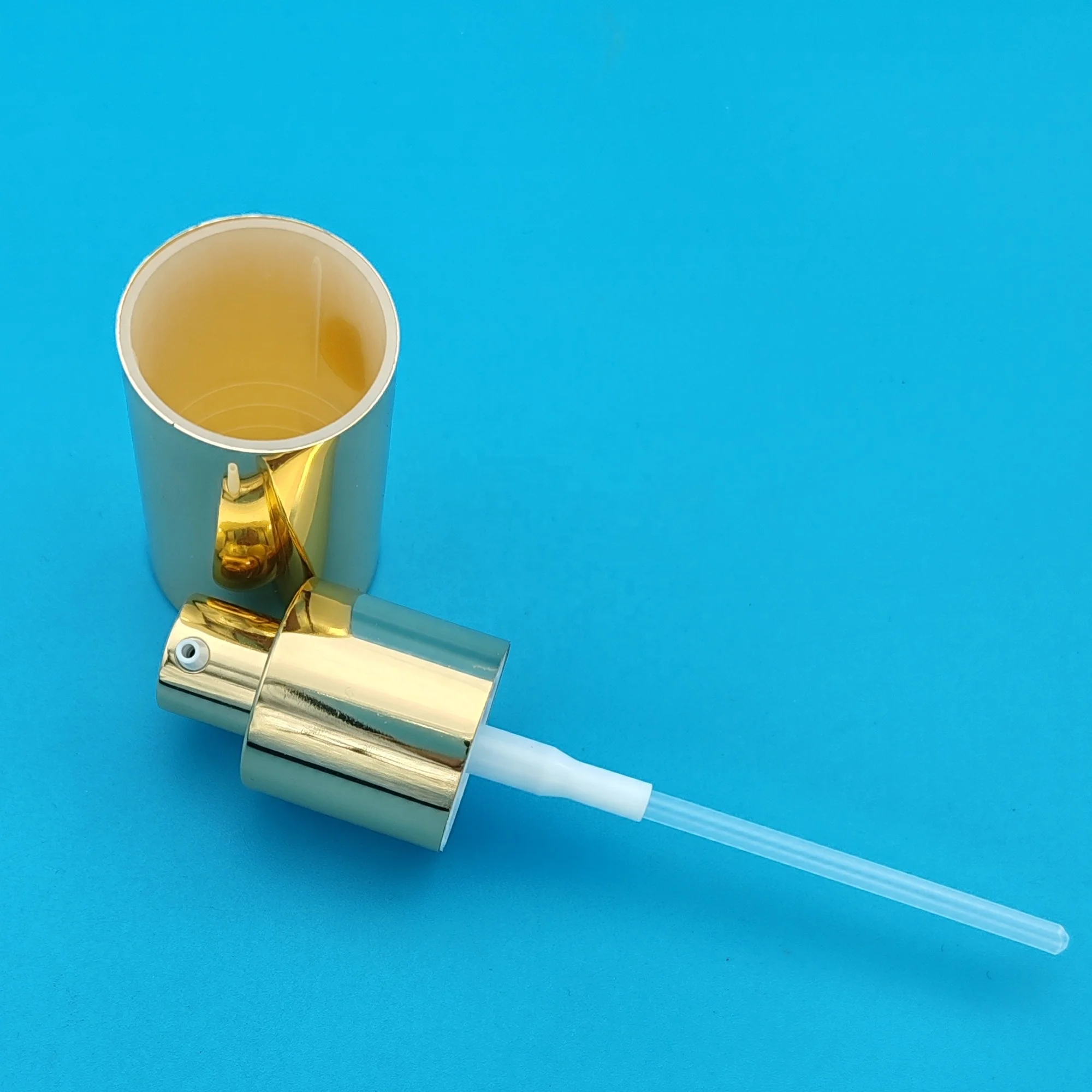 24/410 Lotion Pump Cosmetic Refillable  Aluminum Plastic Smooth Cream Pump Treatment Pump With Cover