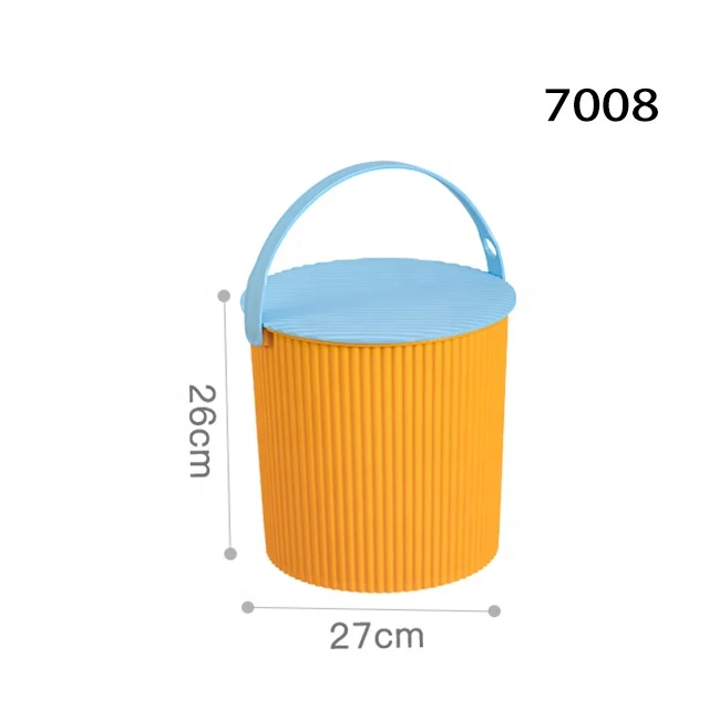 High value bucket thickened material outdoor fishing bucket round plastic color bucket with lid