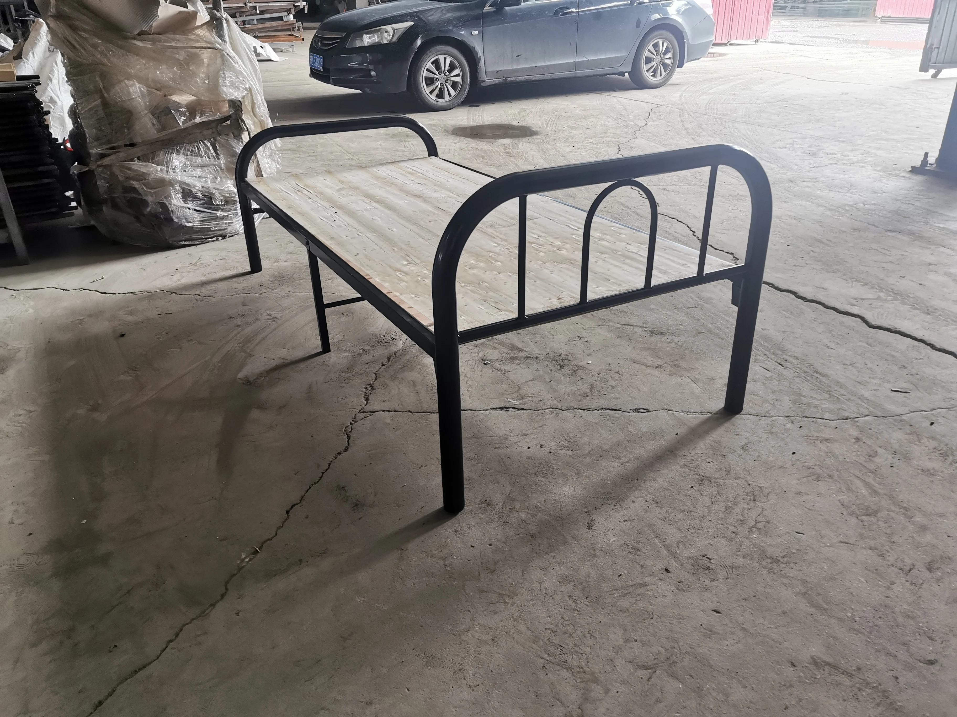 High quality metal single bed for Dubai market