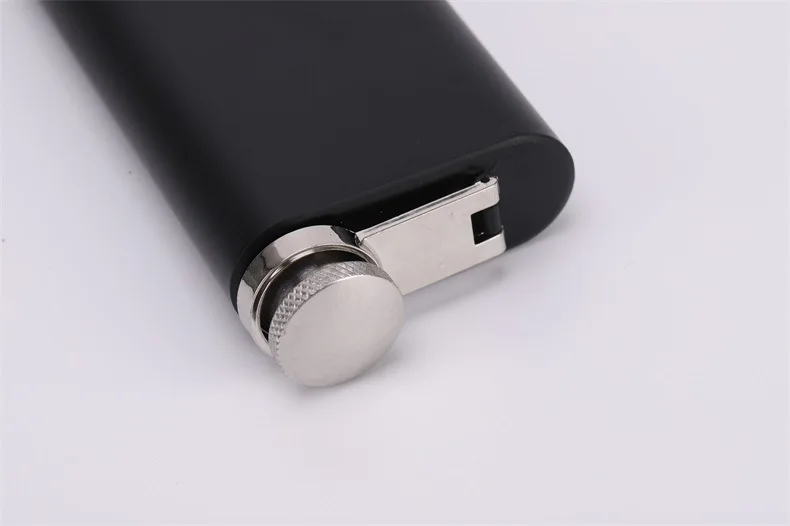 5oz hip flask (4).jpg