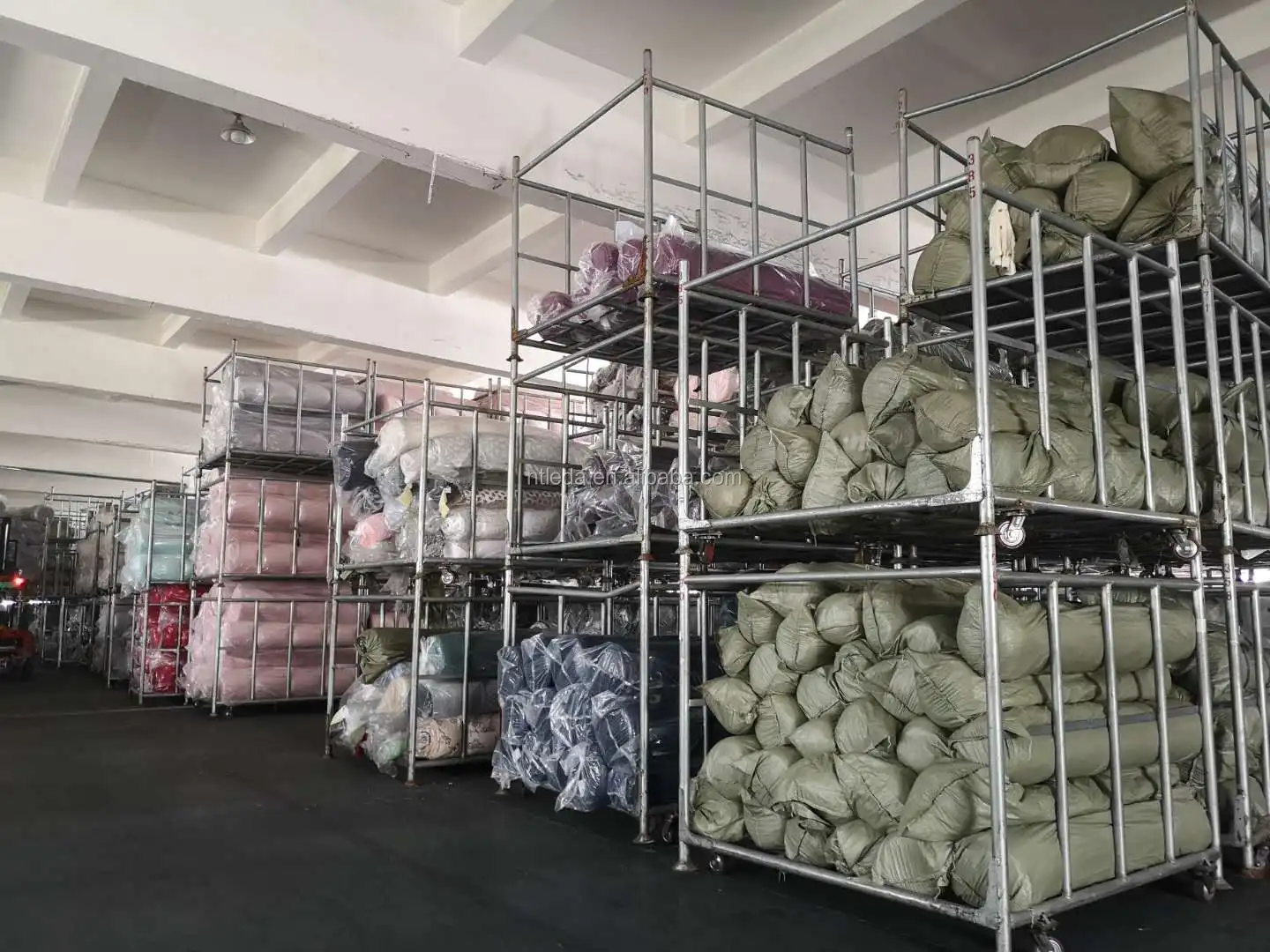 
China supplier exquisite workmanship 100% polyester FLANNEL fabric for baby blanket 