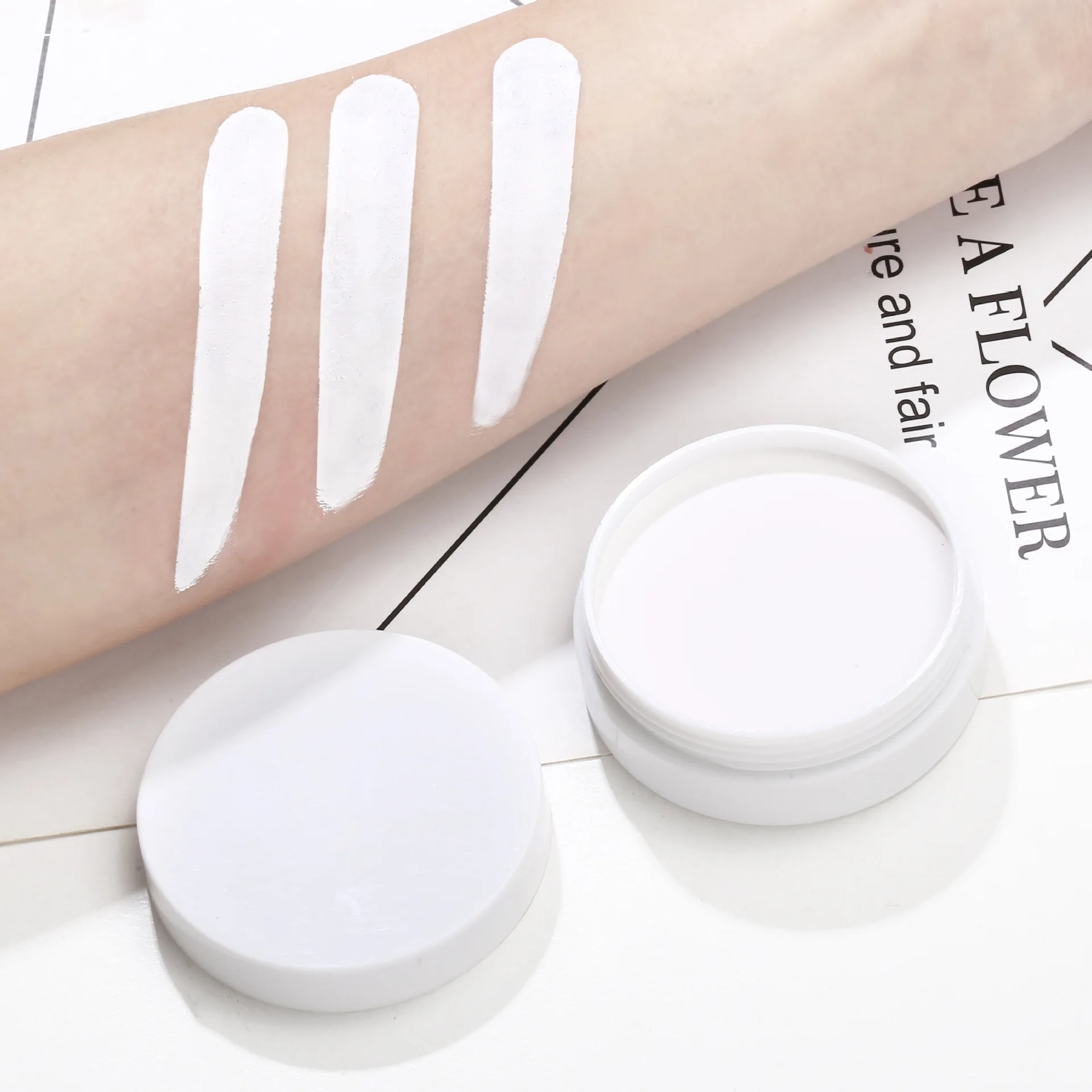 30g Private Label Waterproof Vegan Pigment Color White Black Red Cream Halloween Face & Body Paint