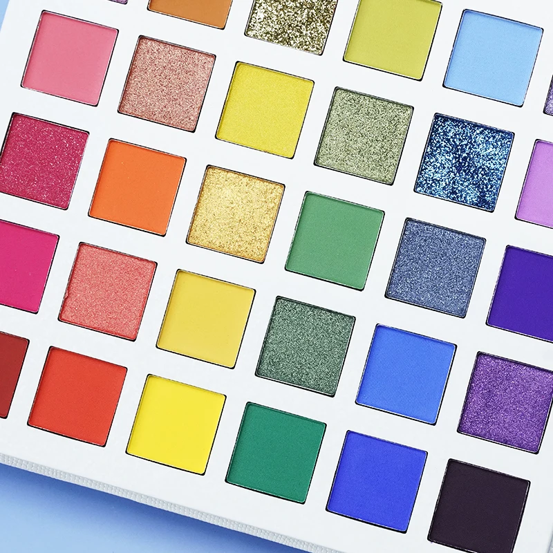 30 Colors Professional Makeup Eye Shadow Palette with Ultra Fine Texture OEM ODM Silky Eye Makeup Without Creasing and Caking