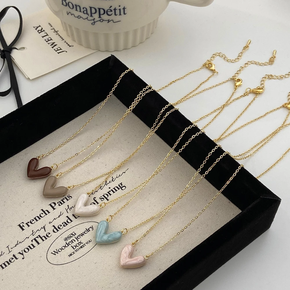 Vershal B-143 18K Gold Plated  Minimalist Fashion Jewelry Necklace 2023 New Design Creative Love Pendant Necklace