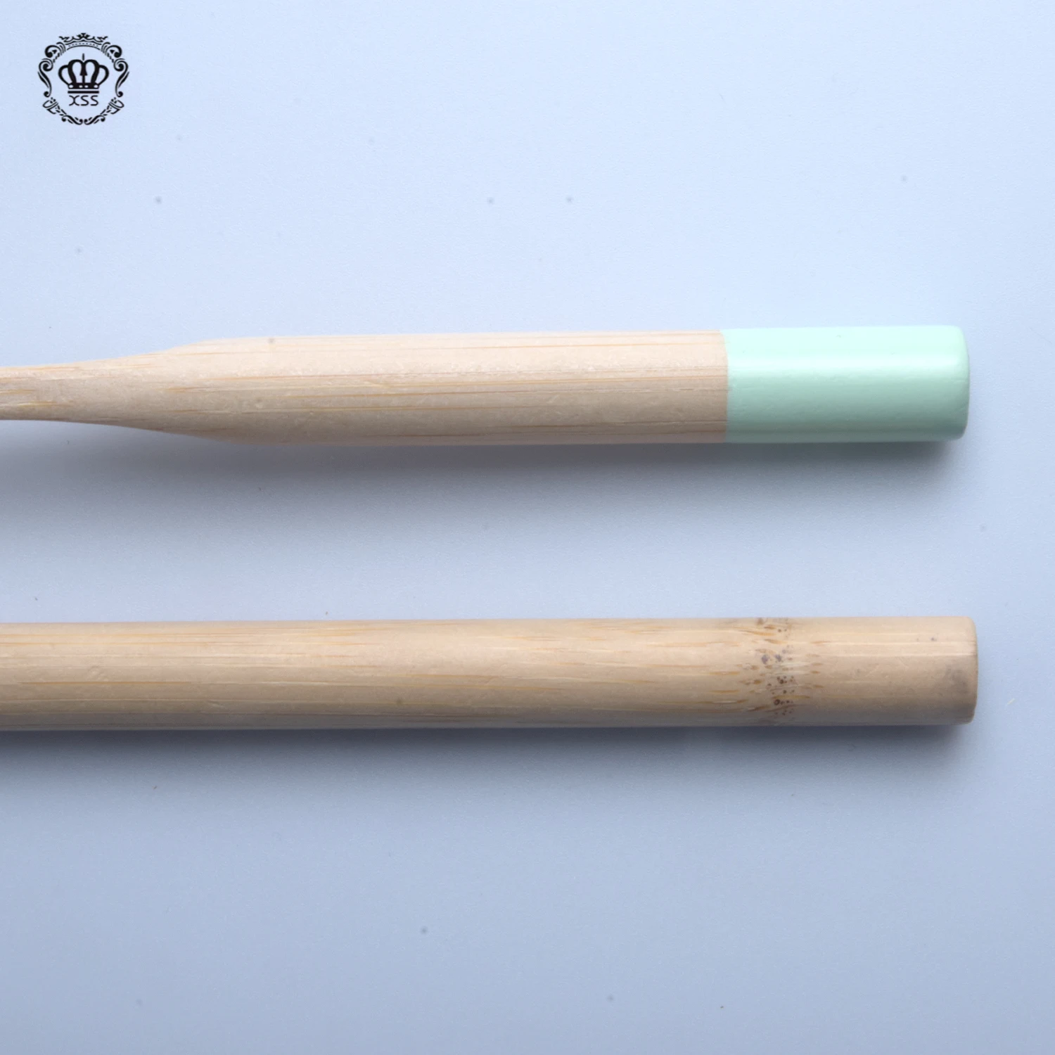 XiBrush Custom OEM Free Laser Logo Round Handle Charcoal Bristles Bamboo Toothbrush Pack In Bamboo Case With Customized Logo
