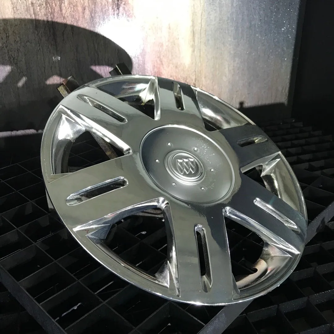 Хромированная краска на автомобиле