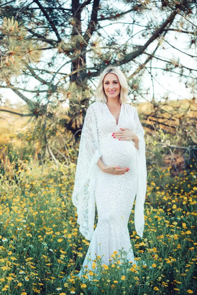 Белое прозрачное кружевное женское свадебное платье для беременных с V-образным вырезом и расклешенными рукавами