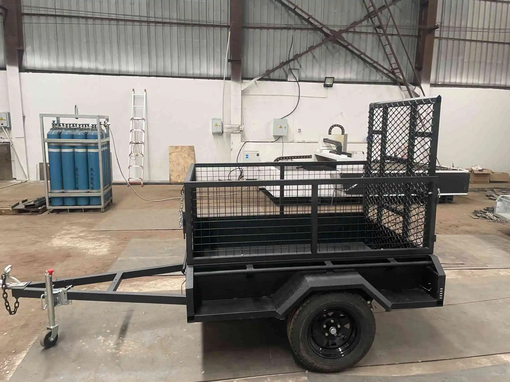 1500kg rate Single Axle Box Trailer with Disc Brake Galvanized Cage for  6x4ft Size