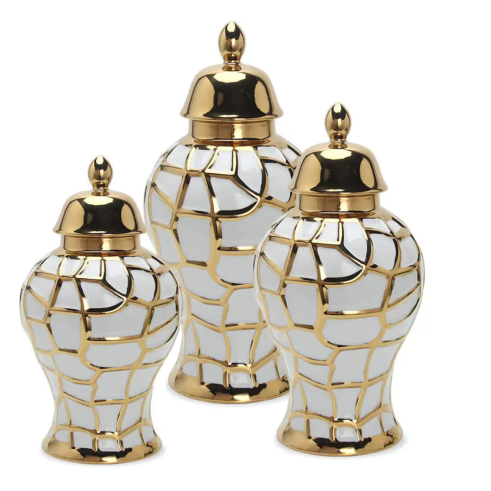Factory direct sales white with gold ceramic ginger jar  relief for home wedding decoration vase