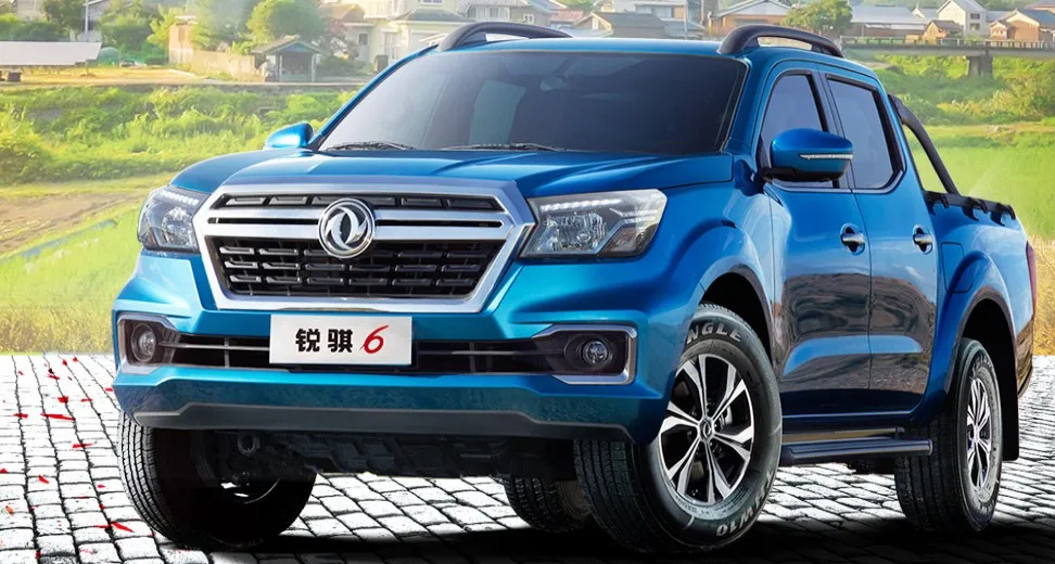 China Dongfeng mini RICH 6 pickup truck 4x4 with diesel engine pickup trucks for exporting