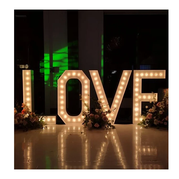  Индивидуальные шатры с надписью love lights 4