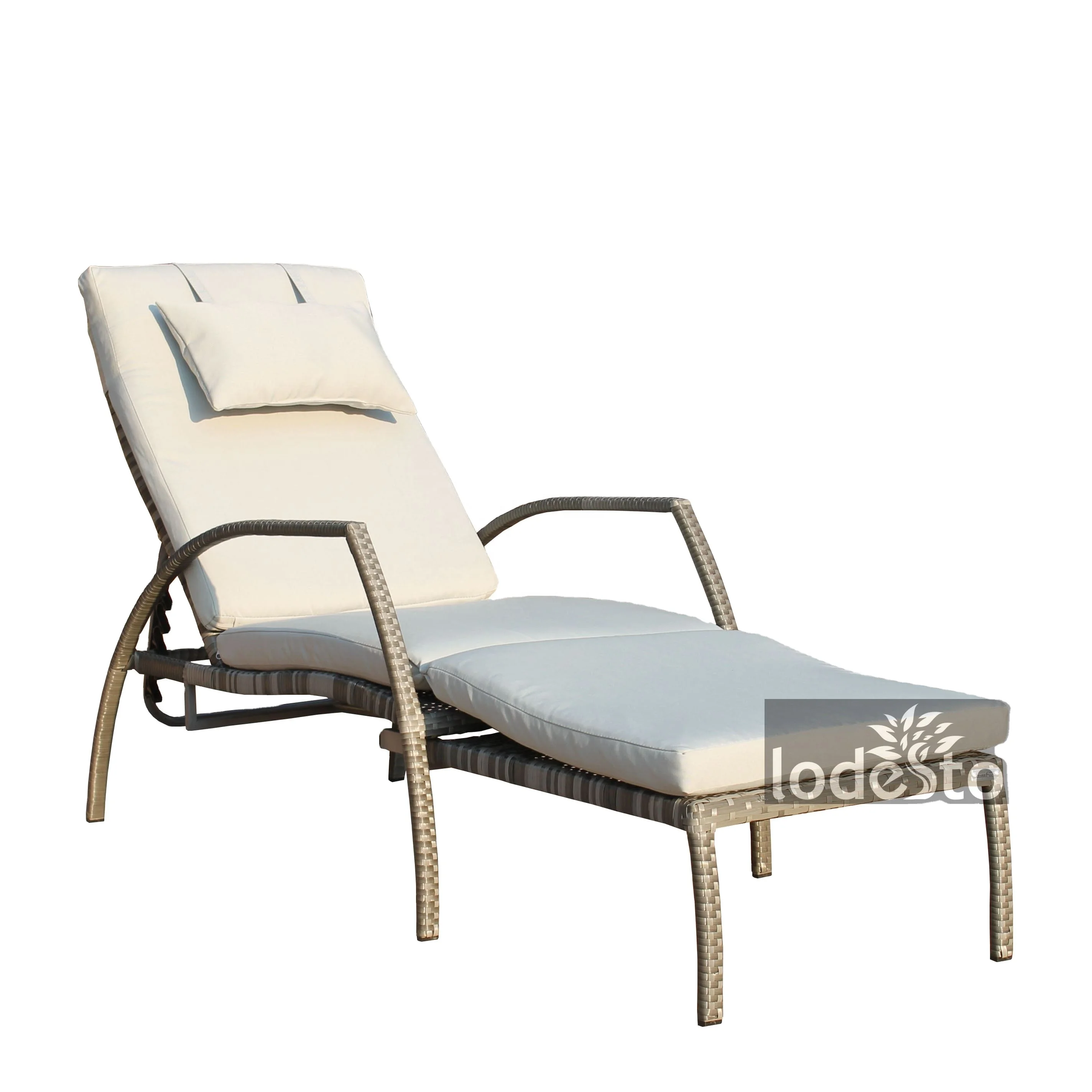 Bestselling Outdoor Wicker Sun Lounge Bed Chaise Lounge