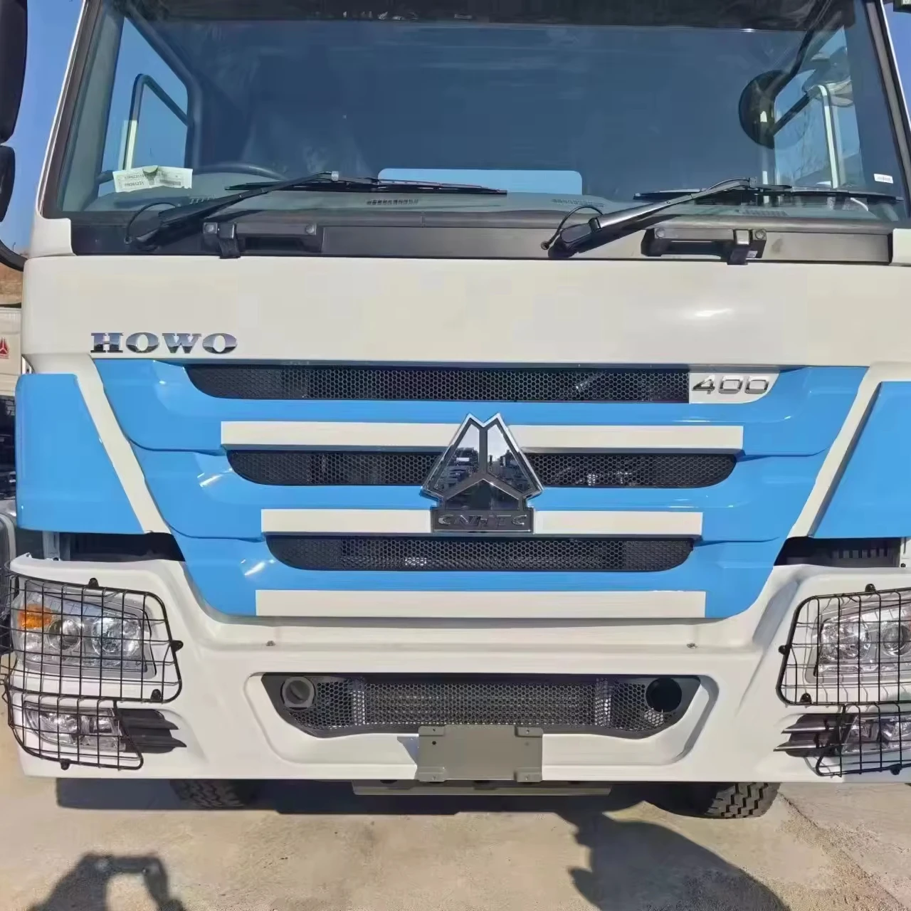 SINOTRUK HOWO TRACTOR TRUCK BRAND NEW 400HP 4X2 HOWO 7 4X2 TRACTOR TRUCK
