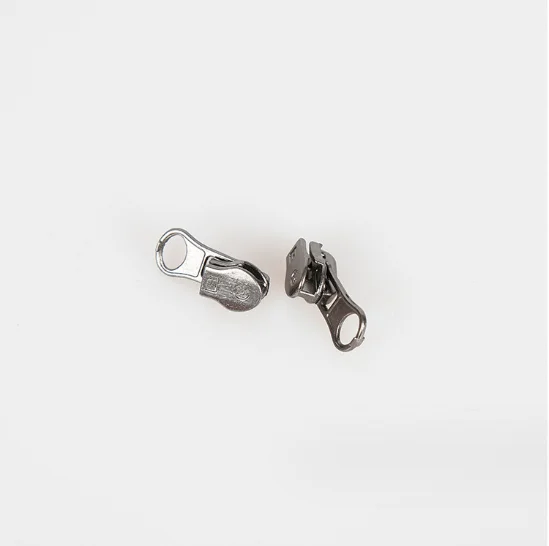 Manufacturers wholesale 3# gun black nylon pull down slider multi-specification pillowcase quilt clothes zipper slide