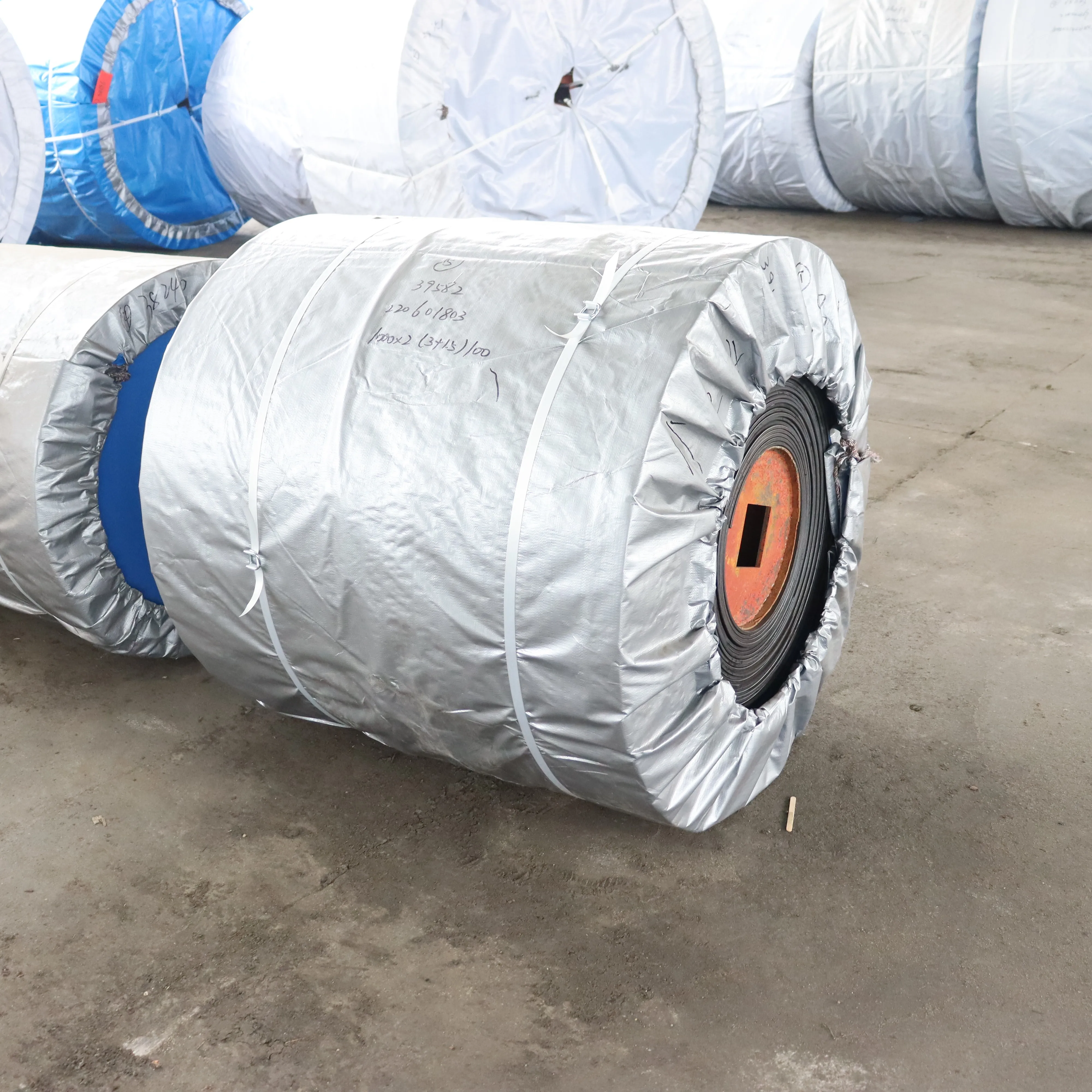 High Quality Cold Resistant Rubber-fabric Nylon Conveyor Belt For Long Service Life