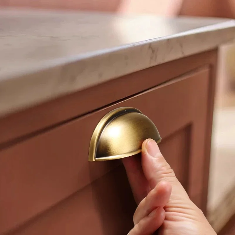 Hot Sale Vintage Antique Bronze Gold Kitchen Cabinet Moon Shape Handle Drawer Pull