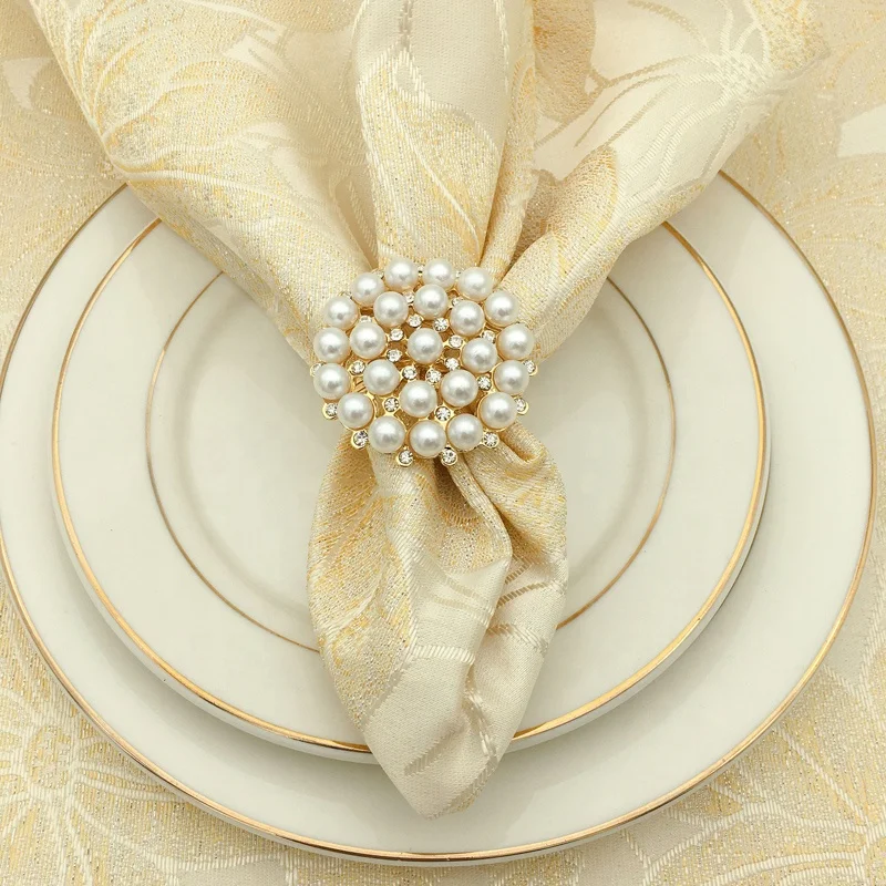 Round Flower Napkin Rings Gold Rhinestone Napkin Rings Holder Pearl Napkin Rings for Wedding Dinner Table Decoration HWP07