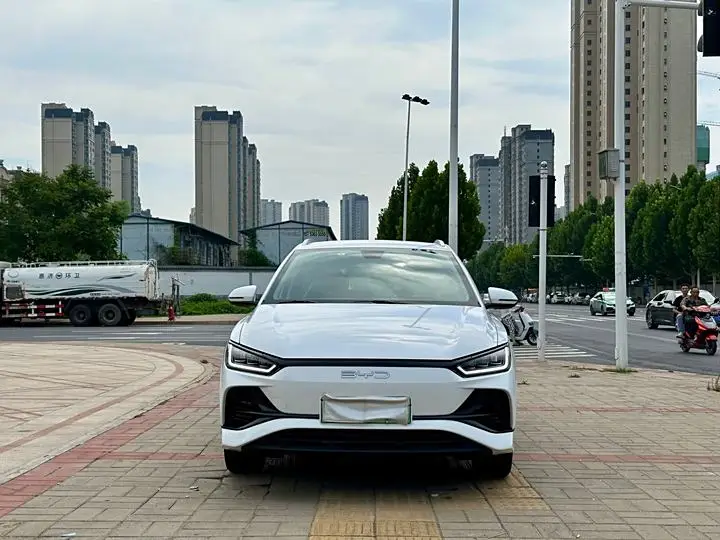 Byd e2 2023 роскошная модель произведенная в