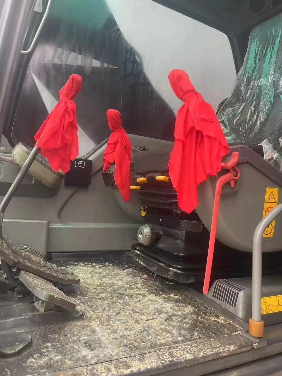 Hot sell  used second hand excavator  Volvo  EC 240 24 tons with good price for sale