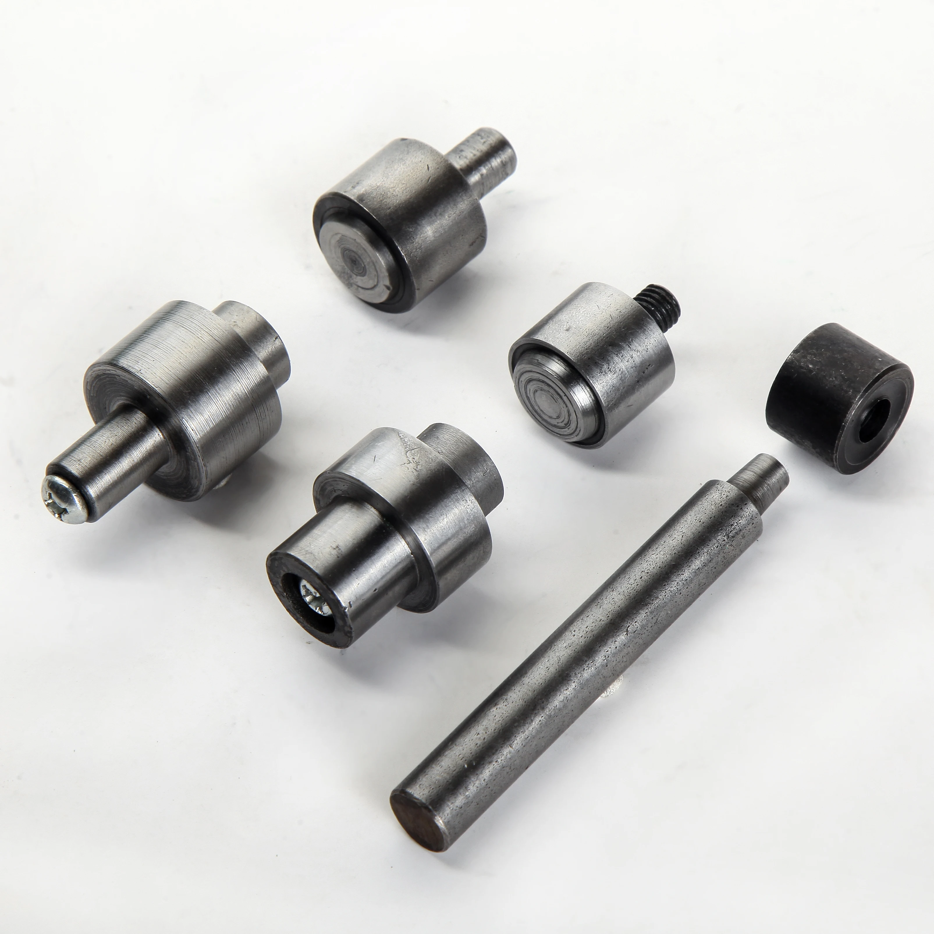 Metal eyelet buckle hand tapping mold chicken eye buckle eyelet installation tool manual eyelet punching