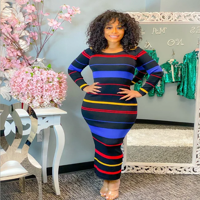 Модное черное платье до щиколотки из полиэстера с принтом в полоску и круглым вырезом