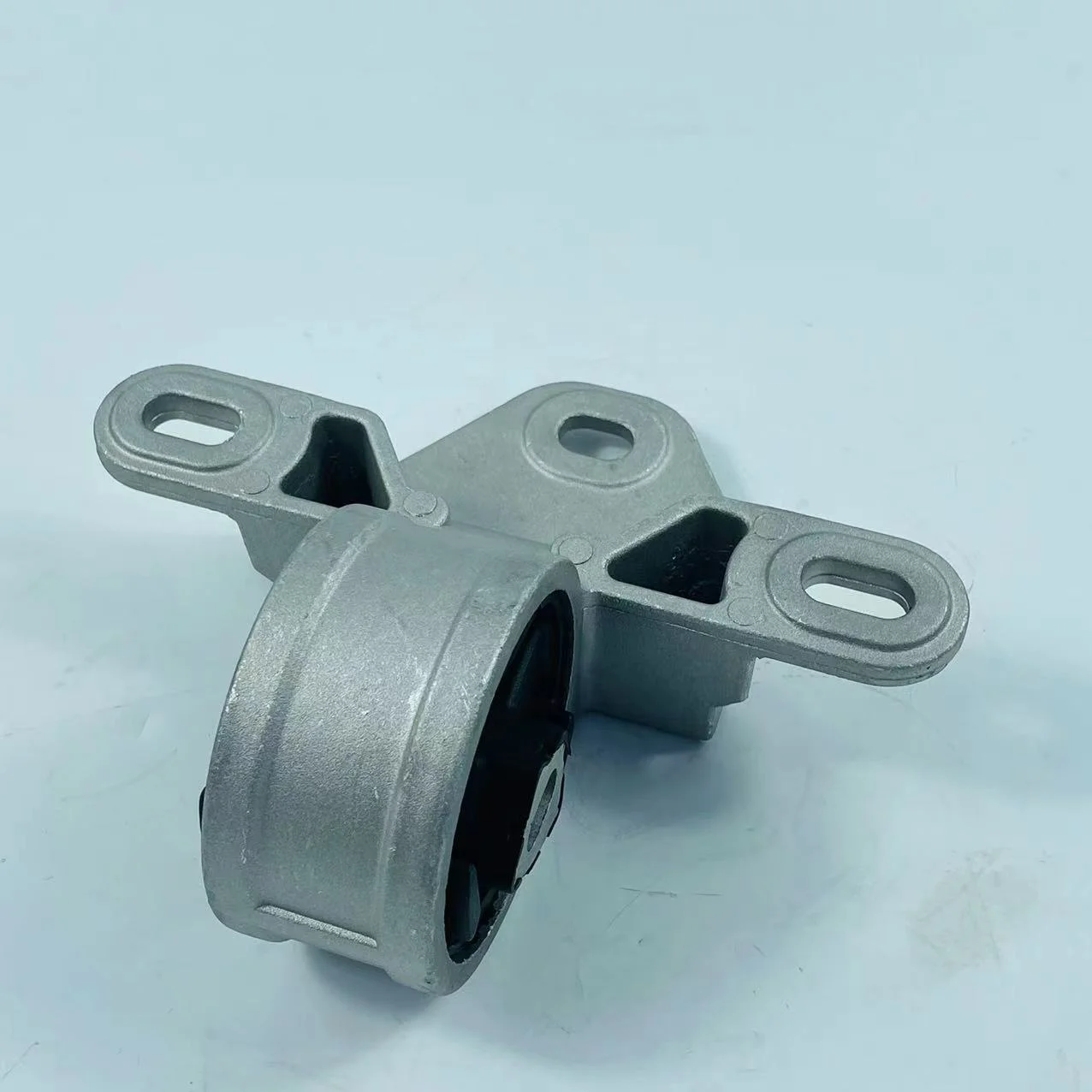 Front Engine Mount Fit Chrysler Grand Voyager 2.8 CRD, 3.3, 3.6, 3.8 2007-2015 OEM#04861295AB