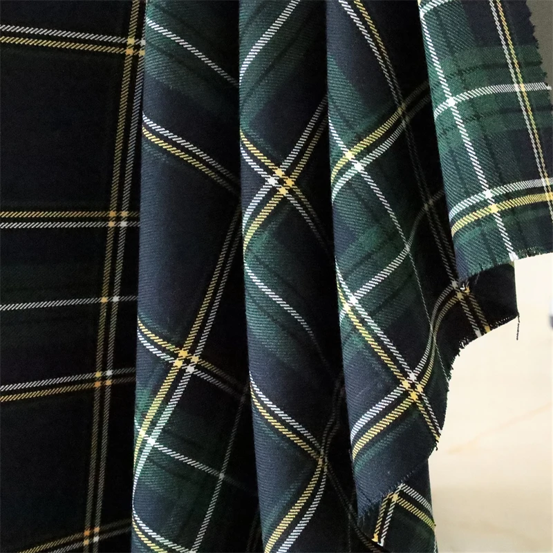 Wholesale Custom Stretch Plaid Tartan Fabric in Green Black Spun Dyed Twill Checked Fabric for Mens and Womens Suit Pants Skirt