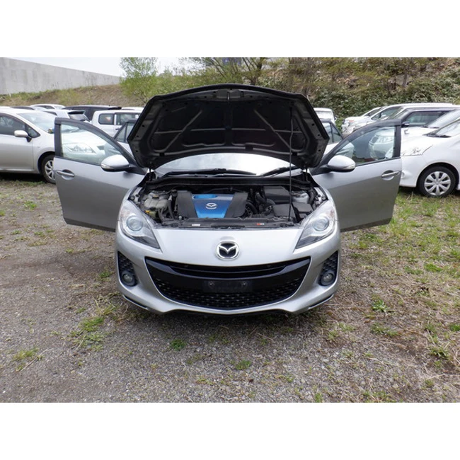 Японские подержанные автомобили mazda axela с функцией безопасной защиты