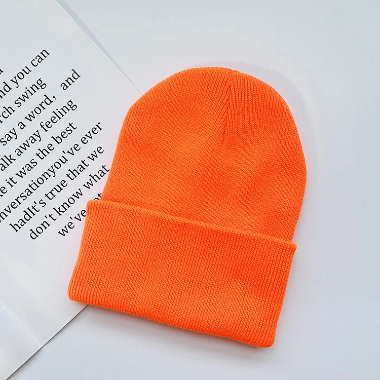 Wholesale High Quality Daily Warm Winter Knitted Beanie Hats Custom Logo Acrylic Knit Winter Hat For Men Women