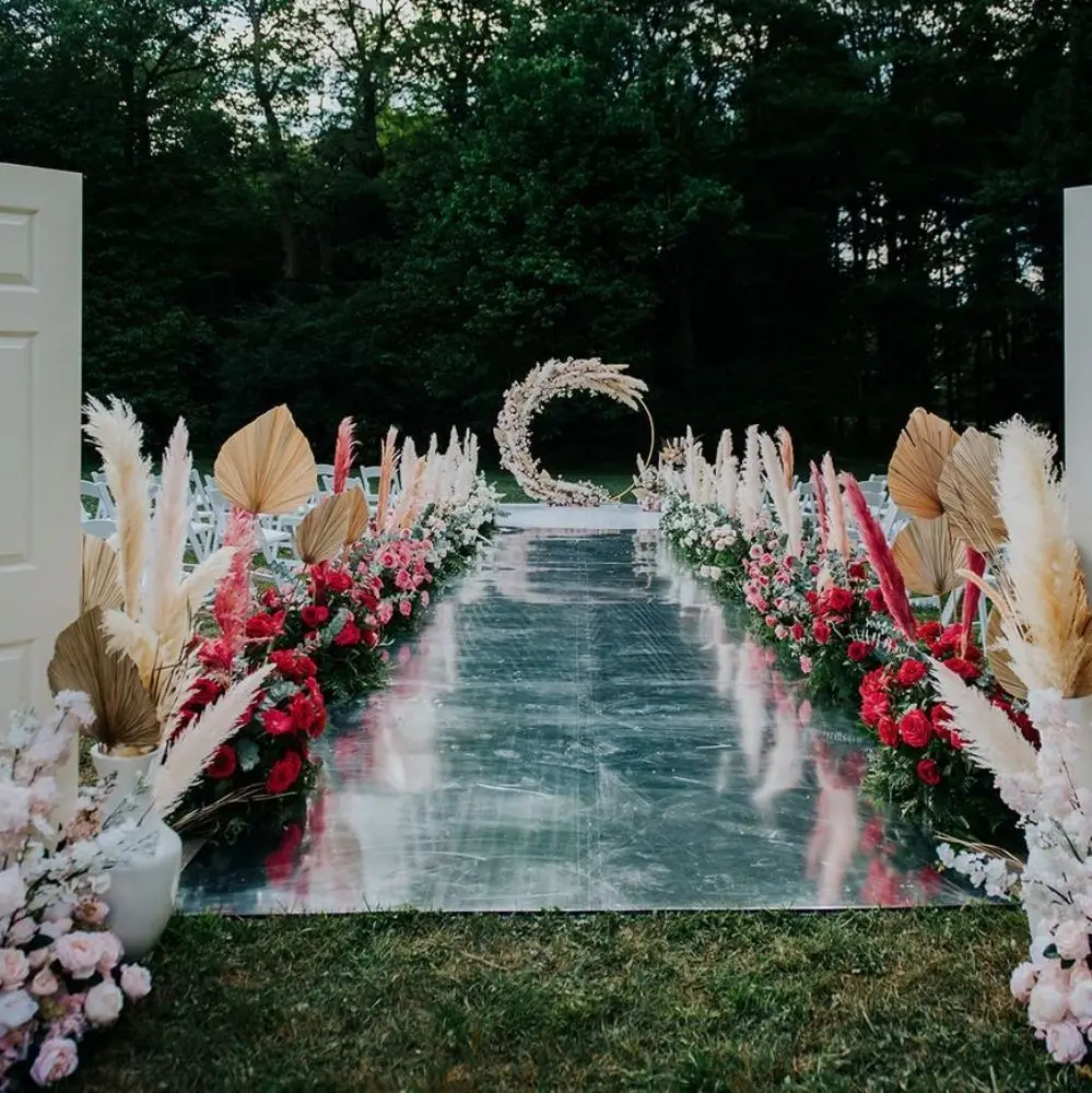 Hot Selling Wholesale Gold Mirror Carpet Walkway Outdoor Aisle Runner Carpets For Wedding Events