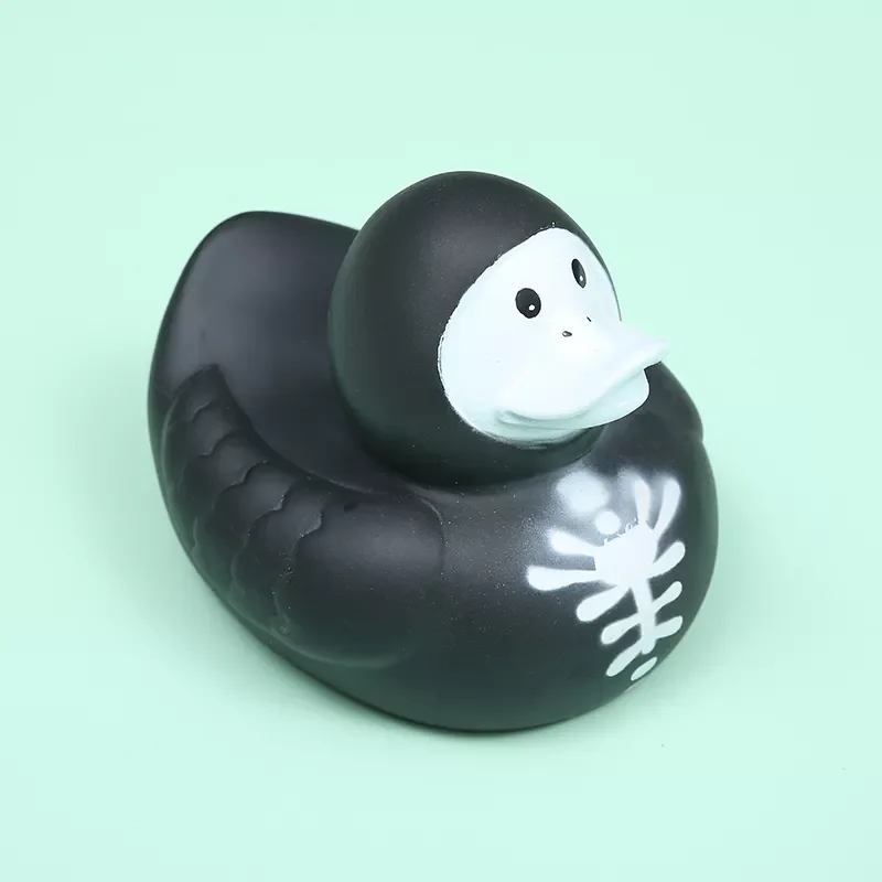 Holiday Custom Unique New Design Skull Pumpkin Bath Toys Baby Halloween Rubber Duck Toy