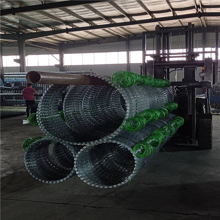 Anti Intrusion Concertina Razor Barbed Wire For Fence Waterproof