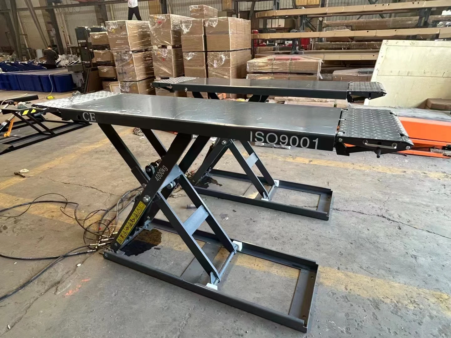 Factory Direct Sale Mid Rise Scissor Car Lift 4 Ton Hydraulic Garage Car Lift