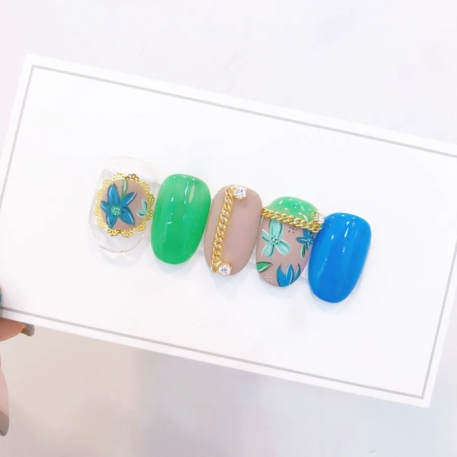 24pcs cute pattern design short size finished false salon nails full nails tips lady finger art nails