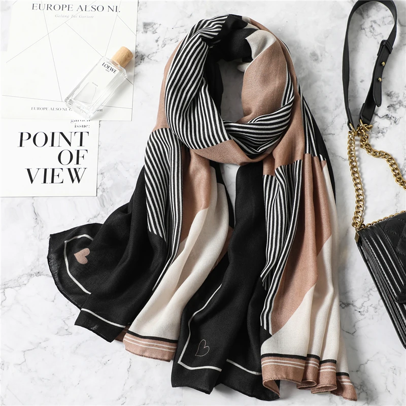 Design Brand Women Scarf Winter Crinkle Hijabs Headband Animal Print Fold Shawls and Wraps Cotton Neck Scarves Foulard