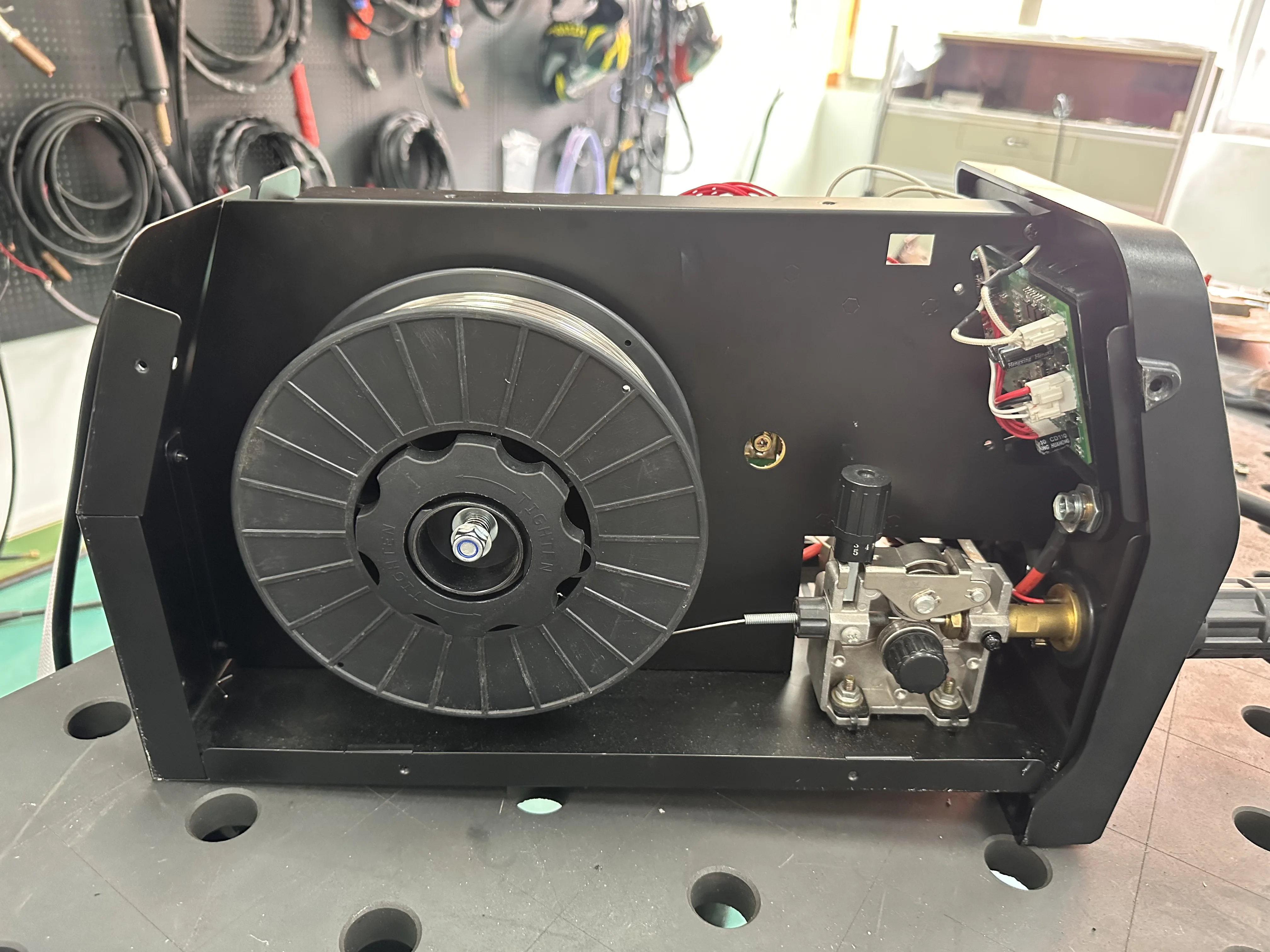 HITBOX Multi-function Welder Mig/tig/mma/cut/MIG gasless/mig Pulse Can Igbt Welding Machine Aluminum 6 In 1