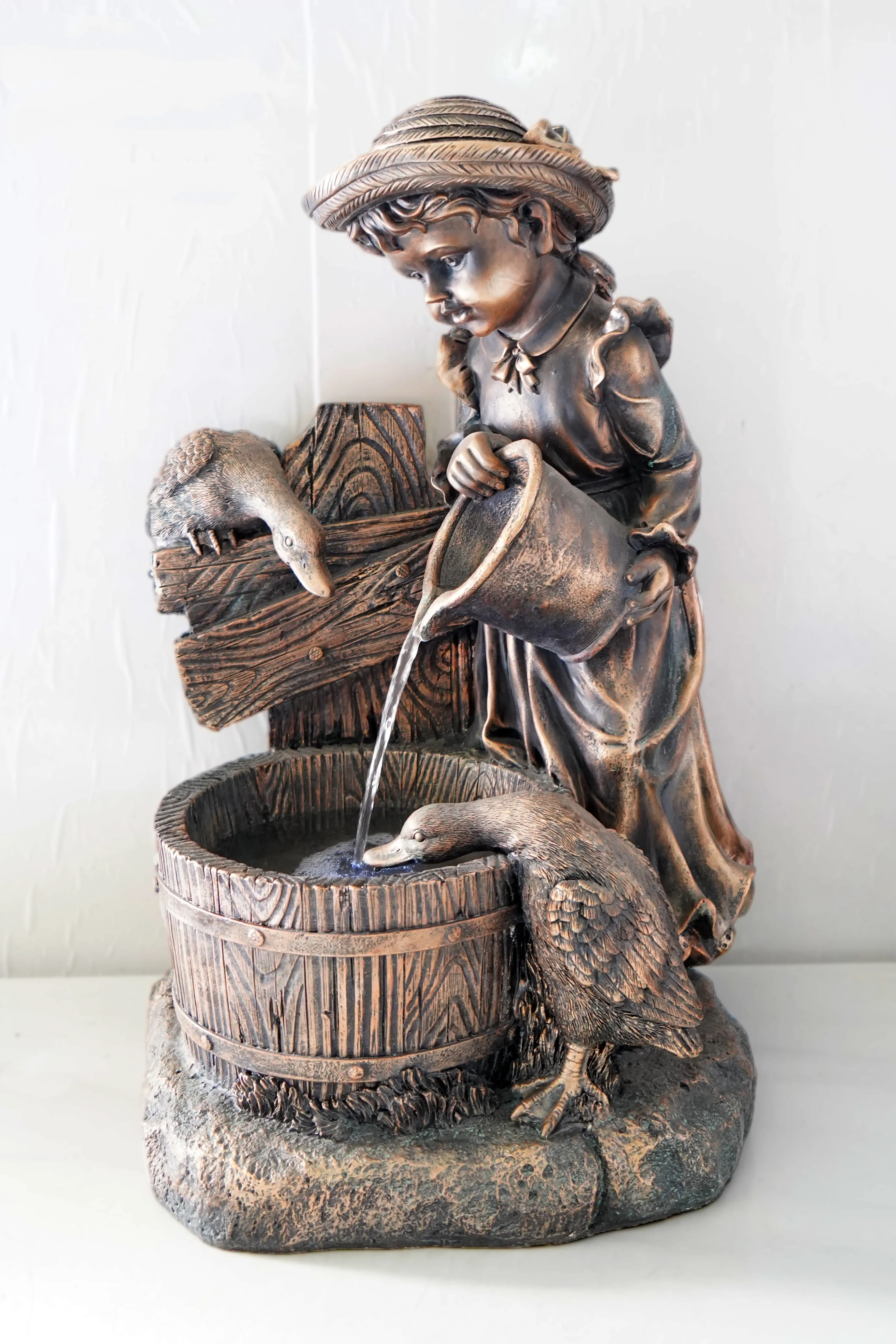 Hot Sale Factory Supply Angel Water Fountain Indoor Modern House Decor Water Fountain
