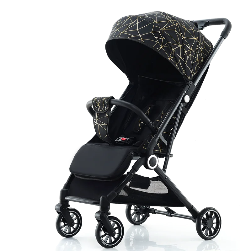 Легкая дорожная коляска