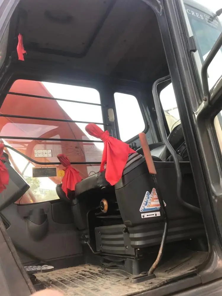 Продажа бывших в употреблении экскаваторов Hitachi ZX250H-3G