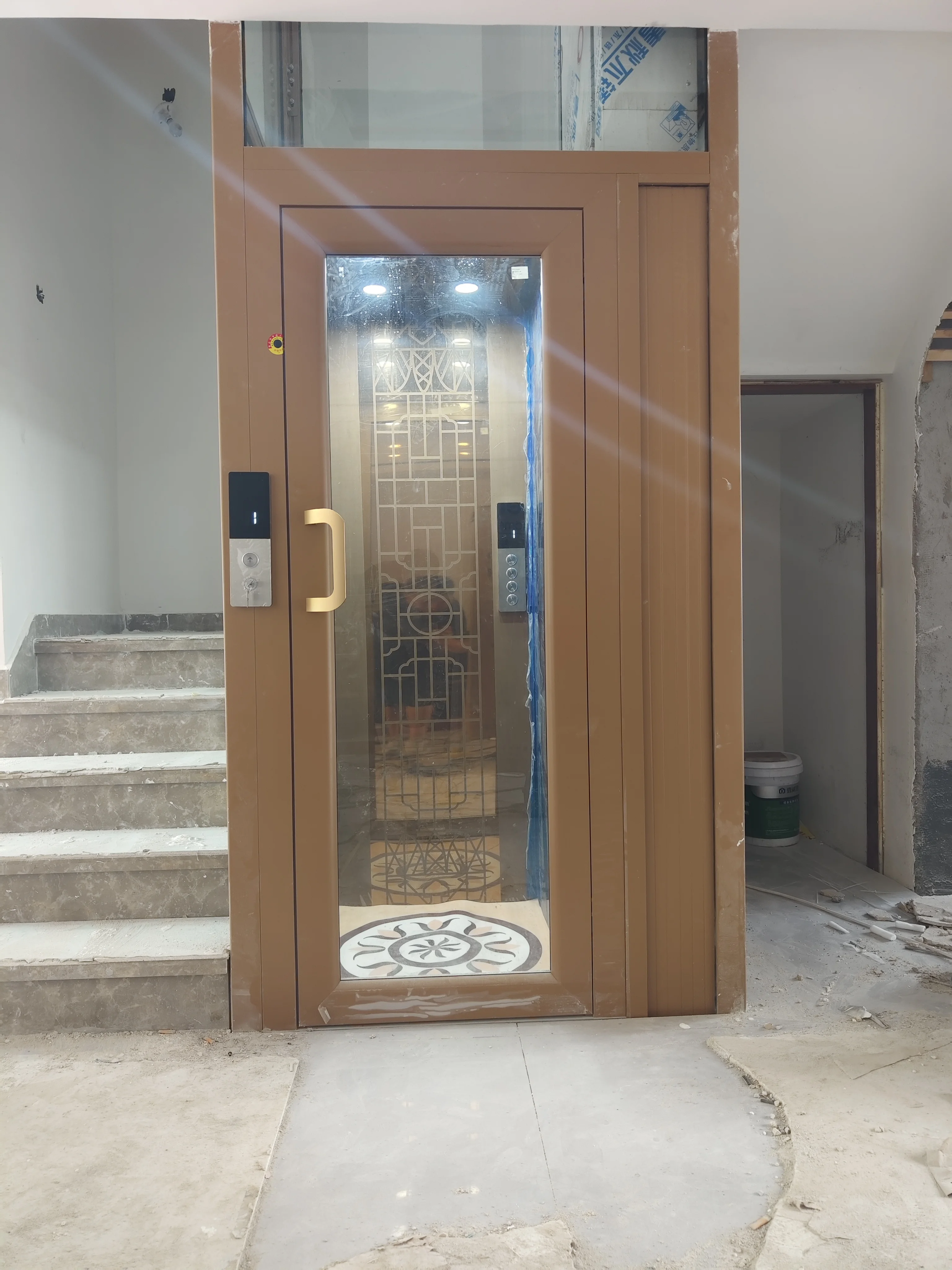 High Quality Trendy Hydraulic Outdoor Elevator AC Gearless Motor 6-10 Person Capacity Safe for Modern Stair Lift Villas