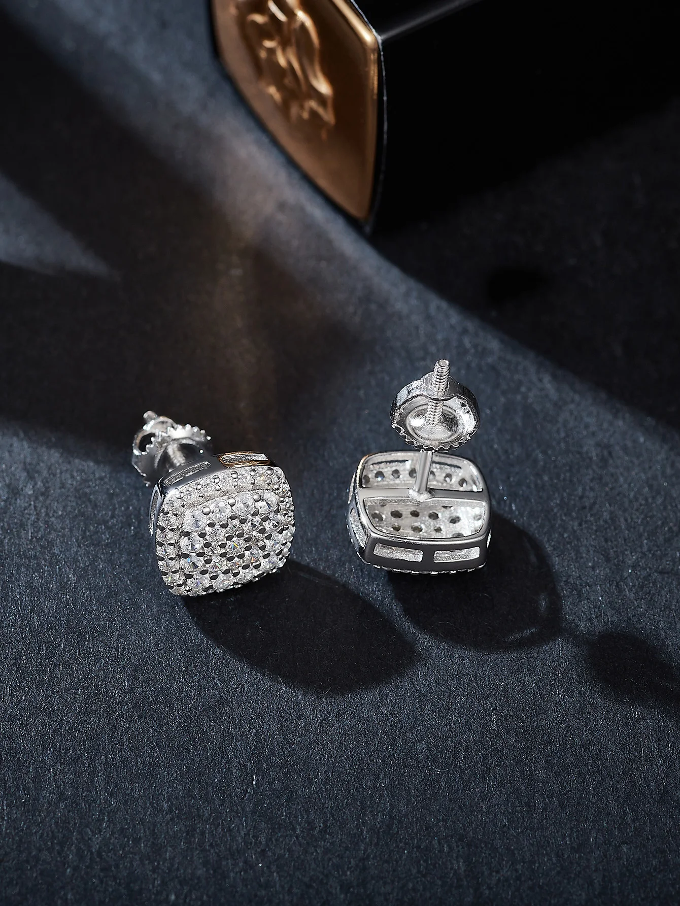 Fine Jewelry Luxury Screw Back Earring Custom 925 Sterling Silver Cushion Shape VVS Moissanite Diamond Stud Earrings