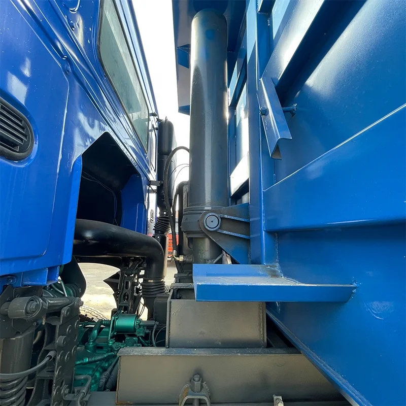 Howo Sinotruk used dump truck can carry up to 60 tons 8x4 dump truck for cheap sale