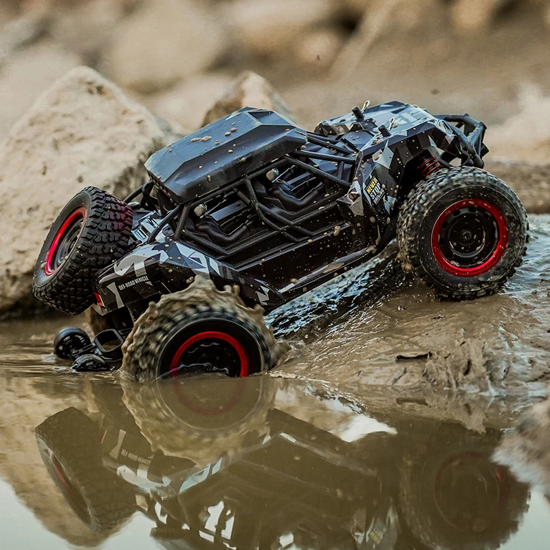 1/16 4*4 new fully simulated throttle steering very fast speed 7.4V brushed motor power remote control military off-road truck