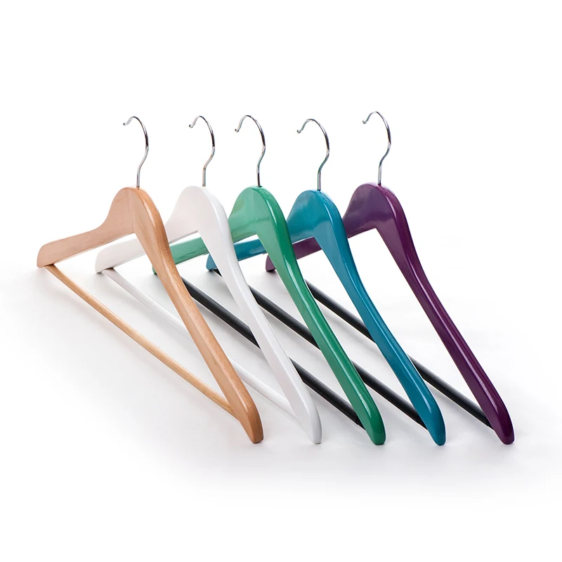 Factory wholesale high-end hangers perchas de madera wooden hanger 20 pack